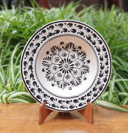 Flower Cereal-Pasta-Soup Bowl Flat Border II Black and White
