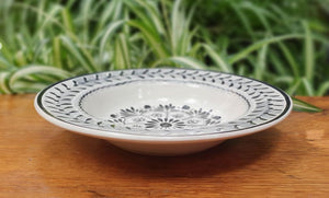 Flower Cereal/Soup Bowl Flat Border III Black and White