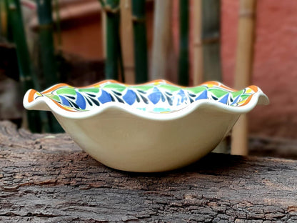 Tazón de pasta con volantes de flores Multicolores 