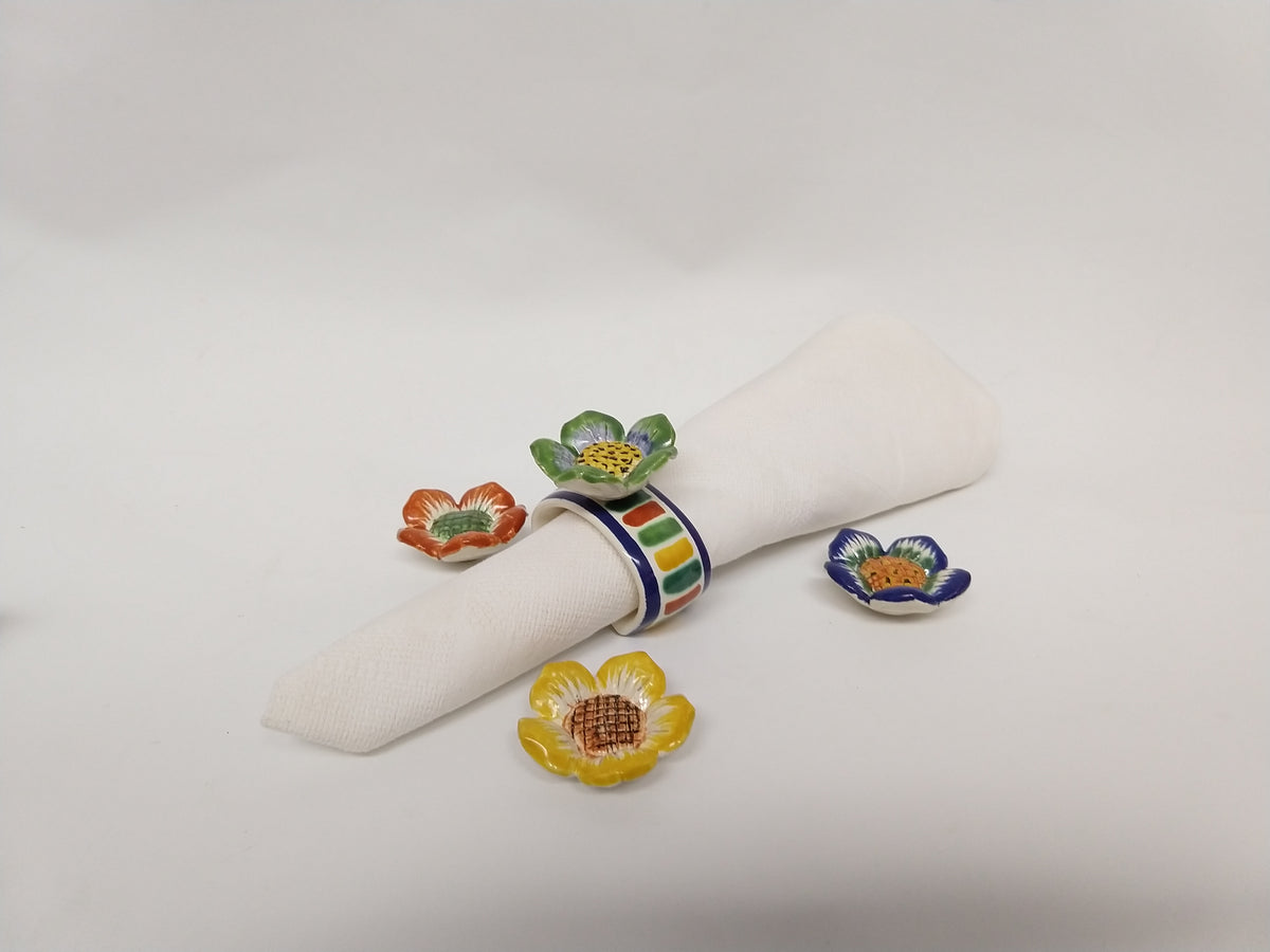 Napking Ring Clasic Margarita Flower figure  Set of 4