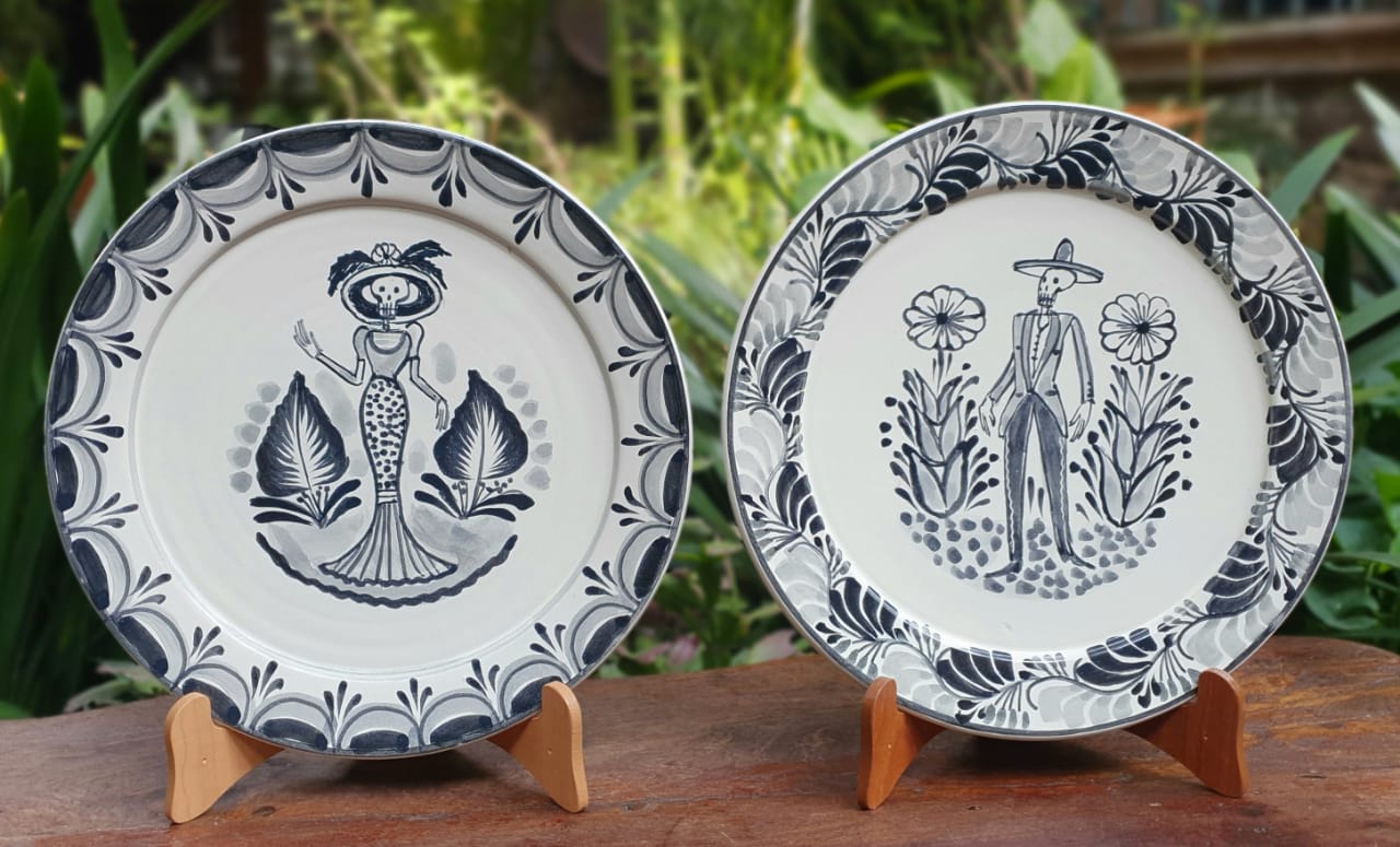 Catrina & Catrin Plates Sets of 2 pieces Black and White