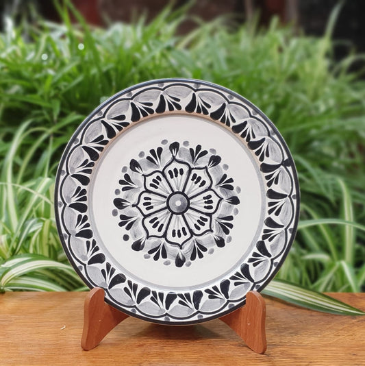 Flower Plates Black and White