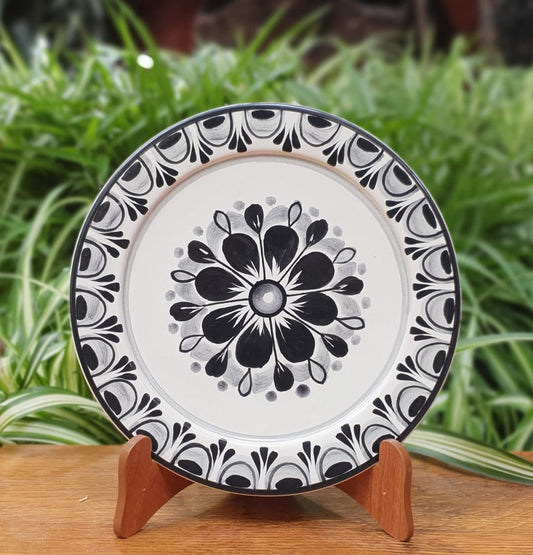 Flower Plates Black and White