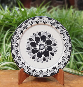Flower Plates Black and White