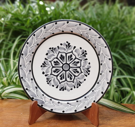 Flower Plates Black and White