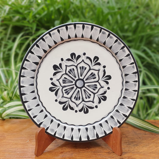 Flower Plates Black and White