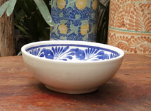 Rabbit Cereal/Soup Bowl 16.9 Oz Blue and White