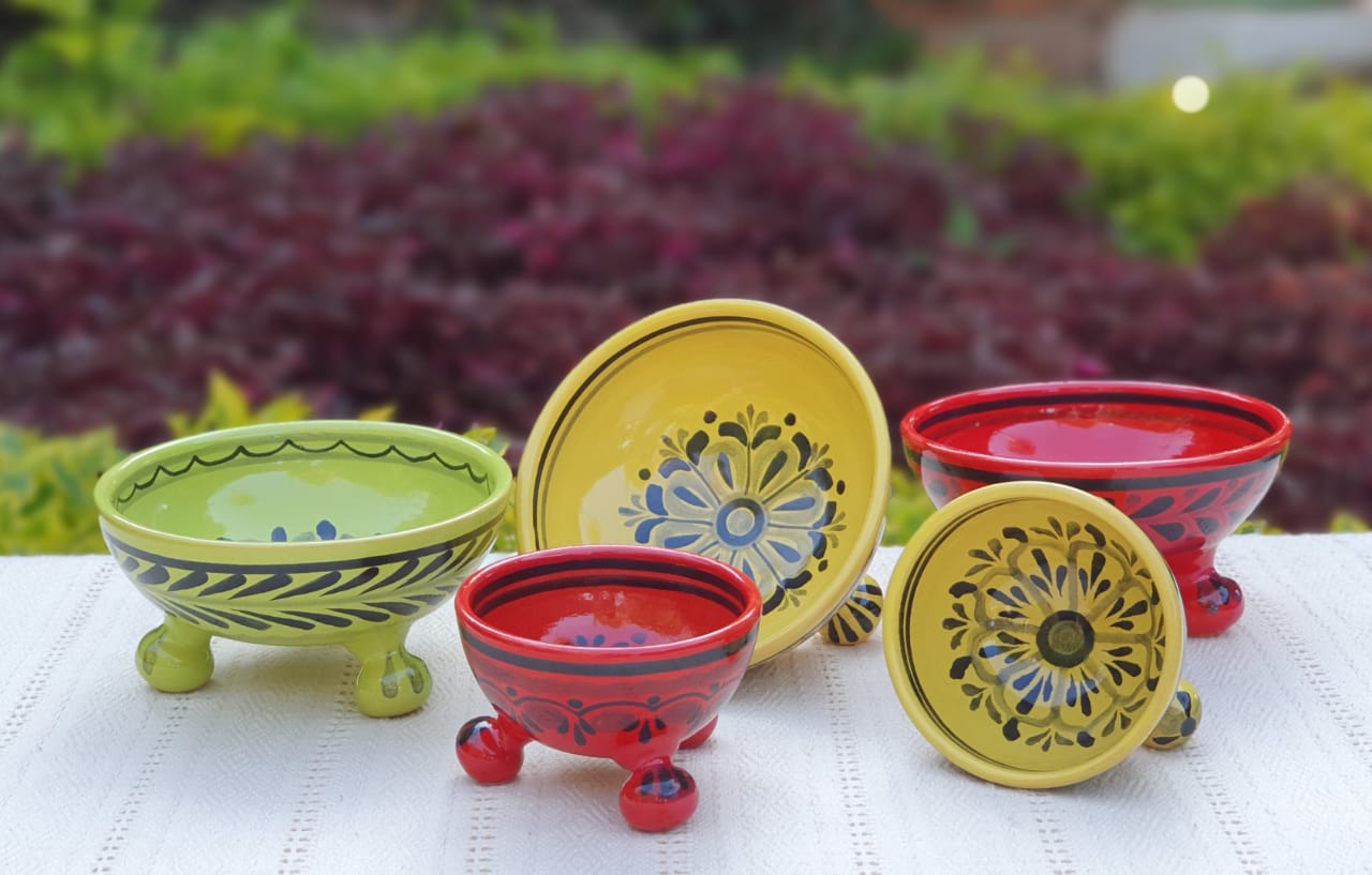 Footed Bowls Set of 5 Multicolors