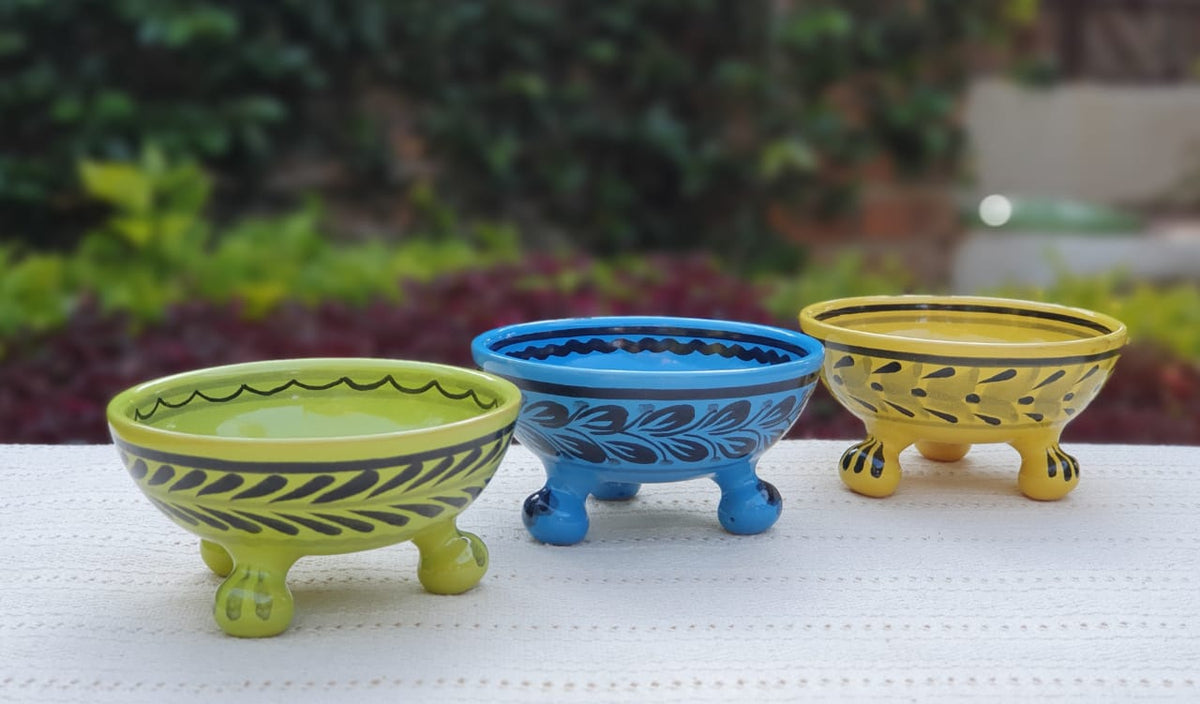 Footed Bowls Set of 3 Multi-colors