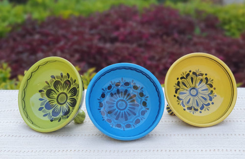 Footed Bowls Set of 3 Multi-colors