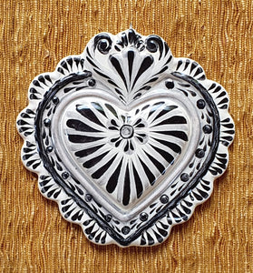 Ornament Love Heart 5*5" Black and White