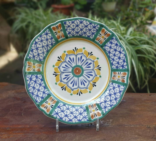 Flower Shape Plates w/Flowers Multi-colors