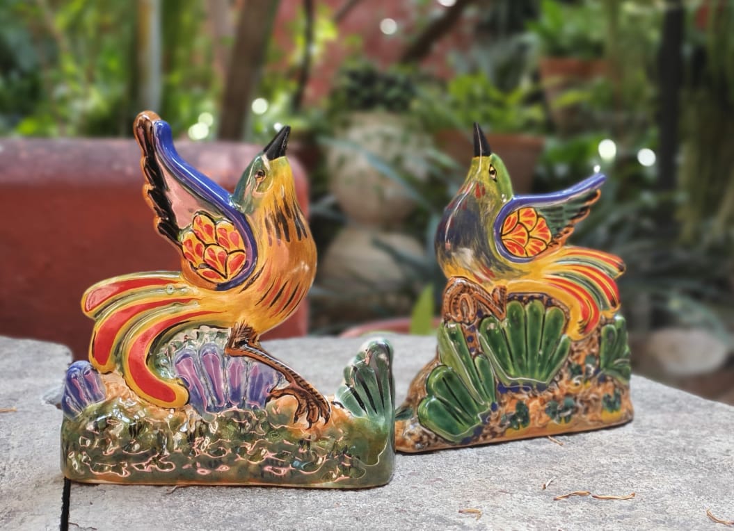 Dancing Birds Shape Figurine for Table MultiColors
