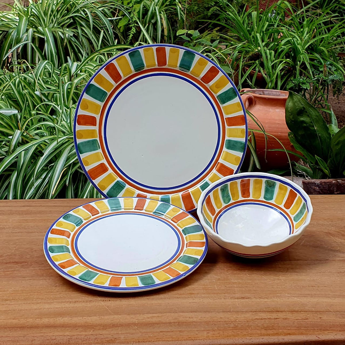 Happy Stripes Flouted Dinner Set of 3 Pieces with border MultiColors