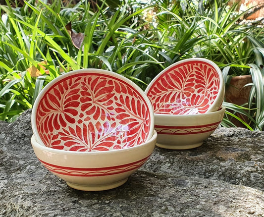 Small Bowl 5 in D Set of 4 Milestones Pattern Red and White