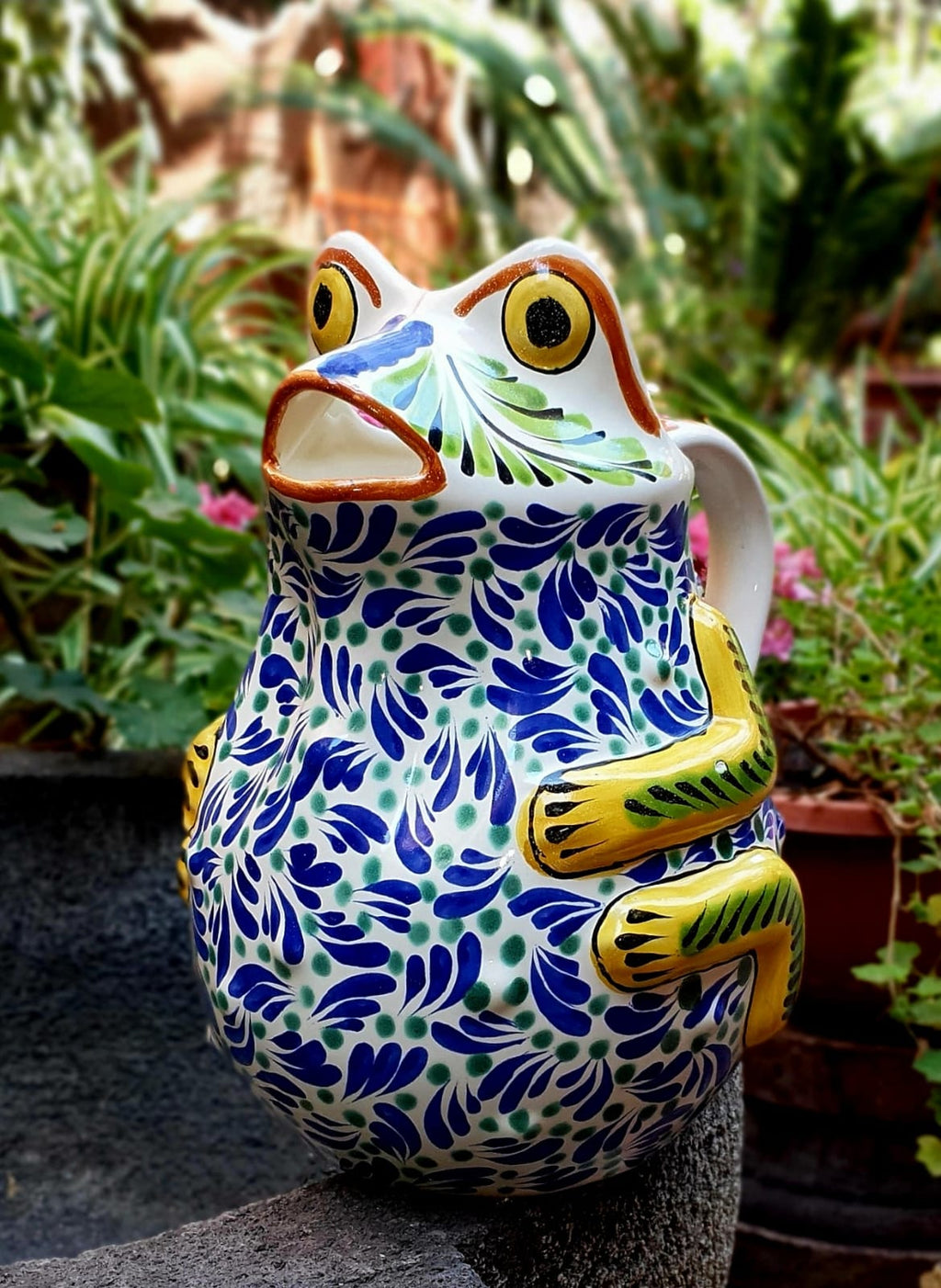 Mexican Water Frog Pitcher 50 Oz Multicolors ceramic hand made Mexico –  Gorky Gonzalez Store