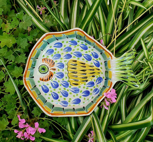 Fish Plate w/tail 7.5*5.5" Multicolors - D
