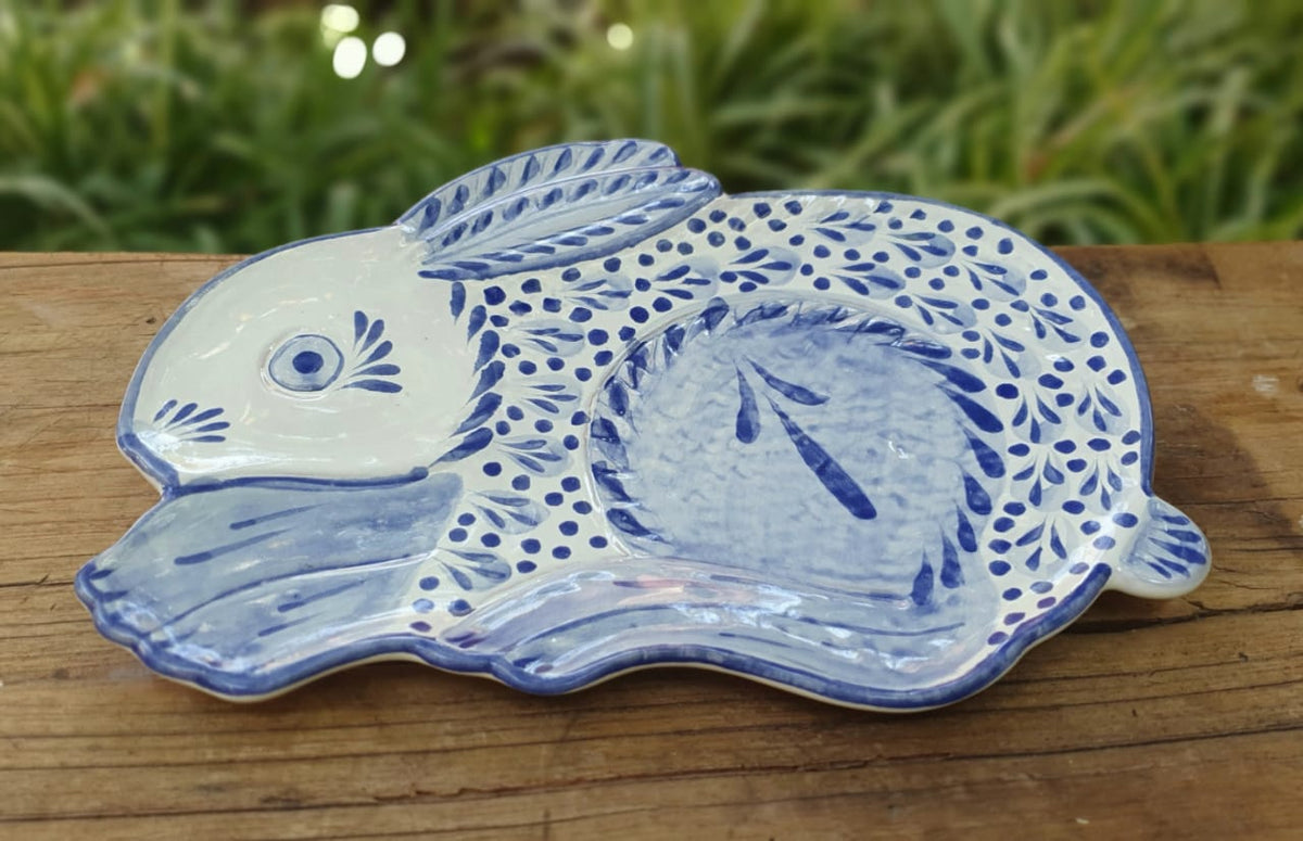 Rabbit Dish Plate Blue and White